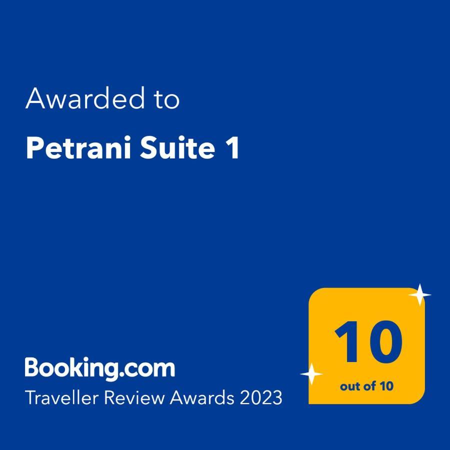 Petrani Suite 1 Néa Péramos Kültér fotó