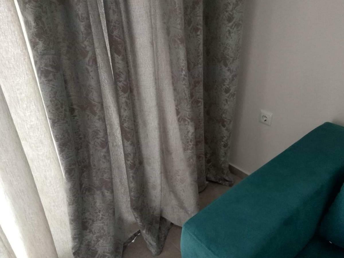 Petrani Suite 1 Néa Péramos Kültér fotó