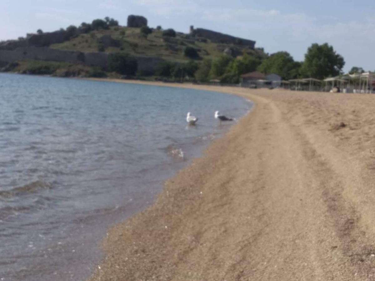 Petrani Suite 1 Néa Péramos Kültér fotó