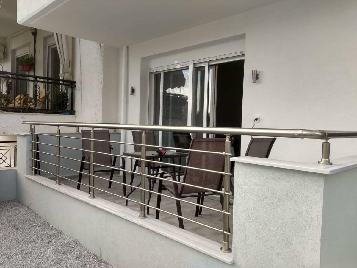 Petrani Suite 1 Néa Péramos Kültér fotó